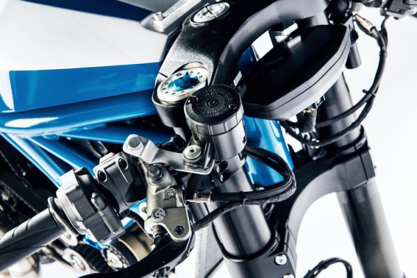 ducati-monster-1200-custom-8