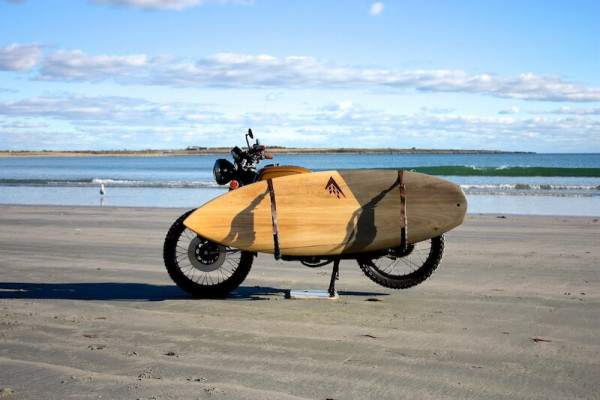 Honda CB200T Brat 5