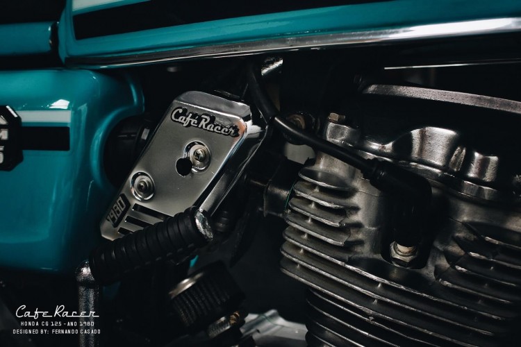 Honda CG125 Cafe Racer 10