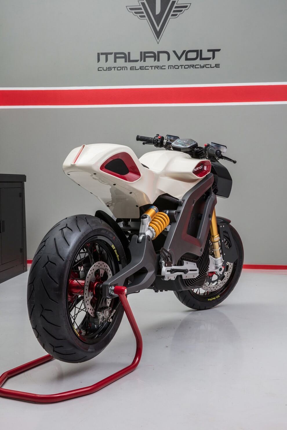 Italian Volt Lacama 8