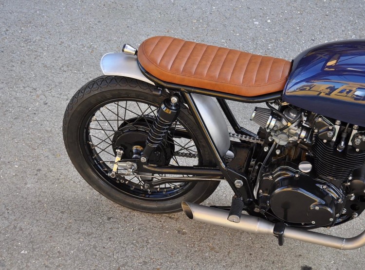 Honda-CB450-Brat-4