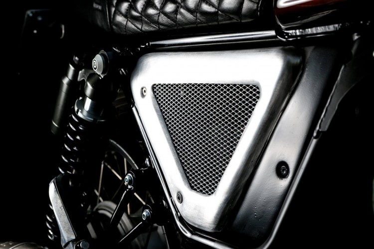 Moto Guzzi V7 Custom 6