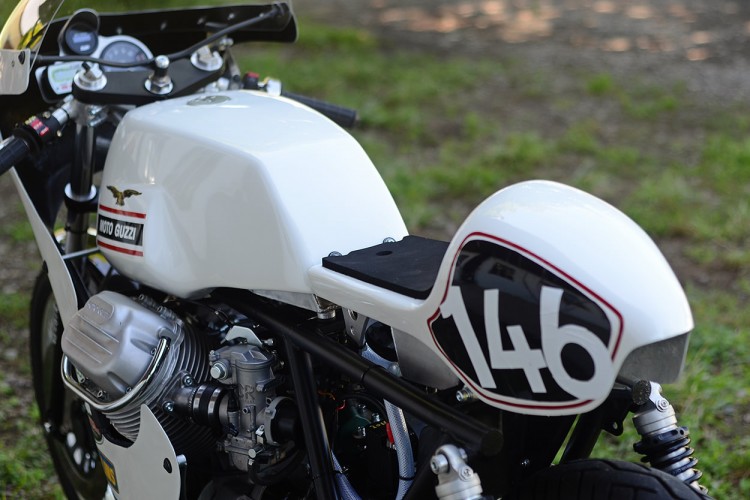 Moto Guzzi V7 Sport (11)