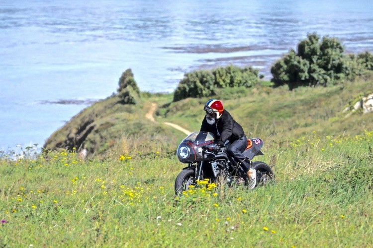 Triumph Speed Triple Cafe Racer 6