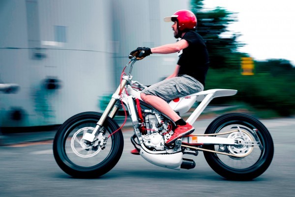 Honda CBX Superbike Trackbike Build by Nick O'Kane