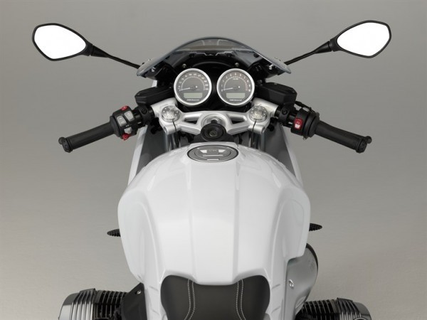 r-ninet-racer-6