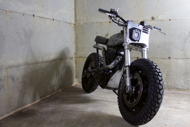 Suzuki LS650 Scrambler 8