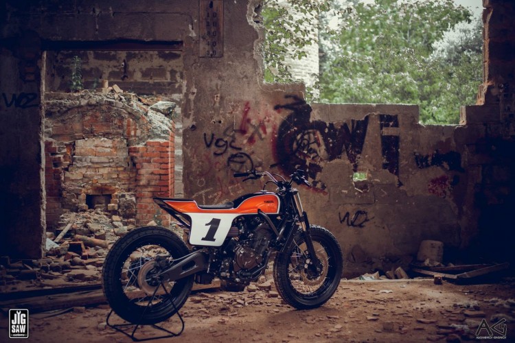 XSR700 Flat Tracker 2