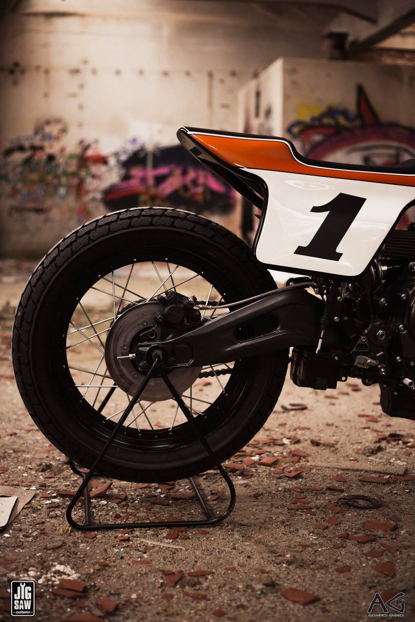 XSR700 Flat Tracker 6