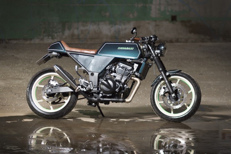 Kawasaki Ninja 250 Cafe Racer (2)