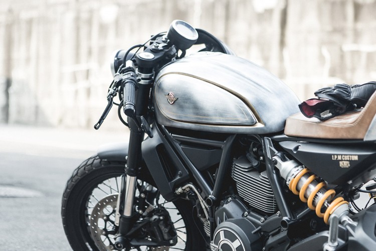 Ducati Scrambler Cafe 2