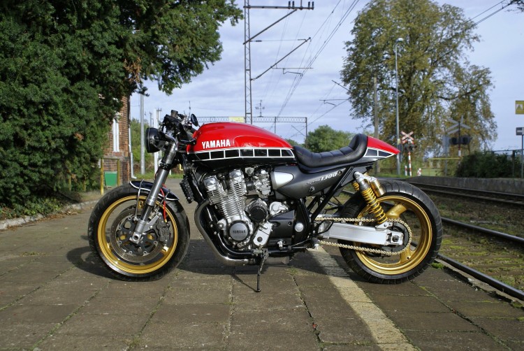 Yamaha XRJ1300 Cafe Racer (4)