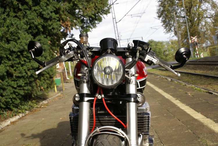 Yamaha XRJ1300 Cafe Racer (7)