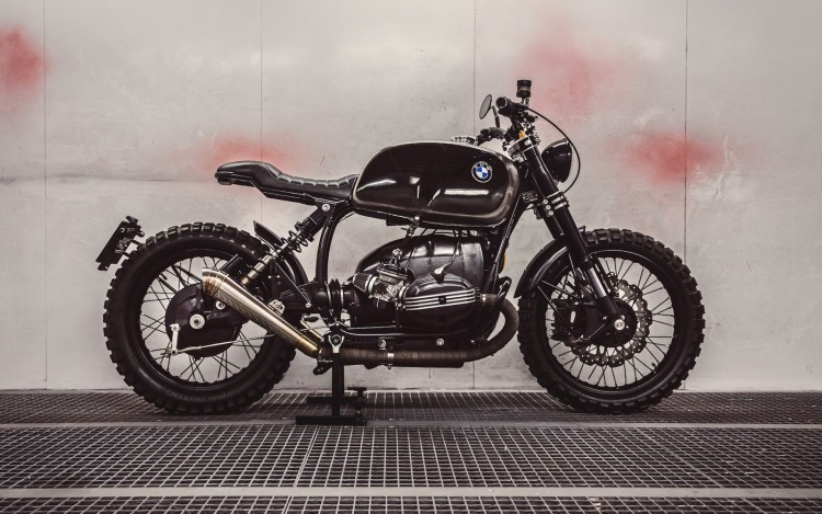 BMW R100RS Scrambler by Bolt Motor Co. BikeBrewers