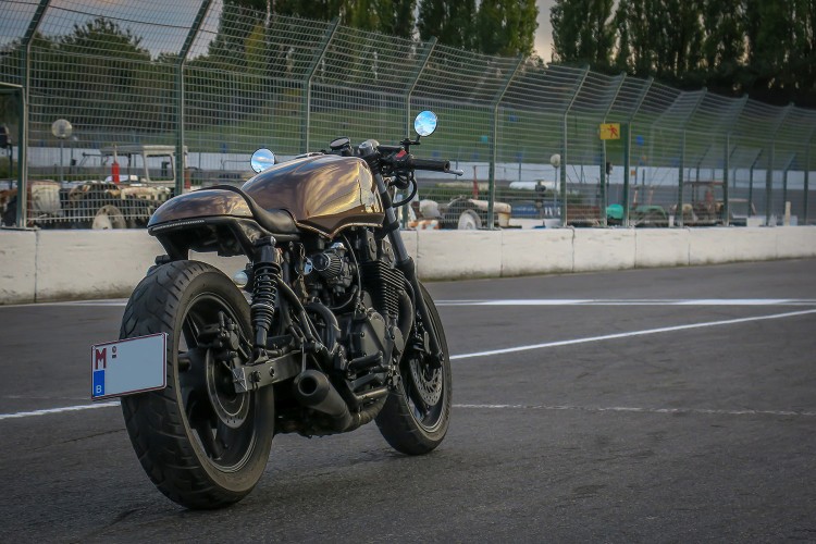 Honda CB750 Cafe Racer (14)