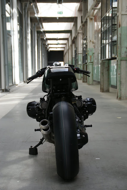 BMW R nineT Custom (2)