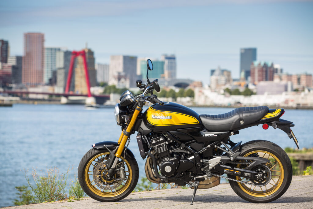 Kawasaki cheap z900rs scrambler