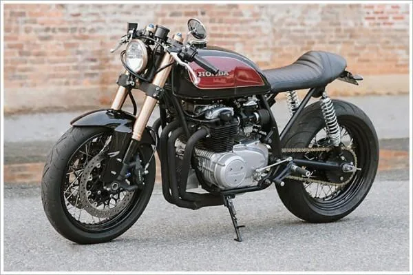 Cognito-Moto-CB550-5