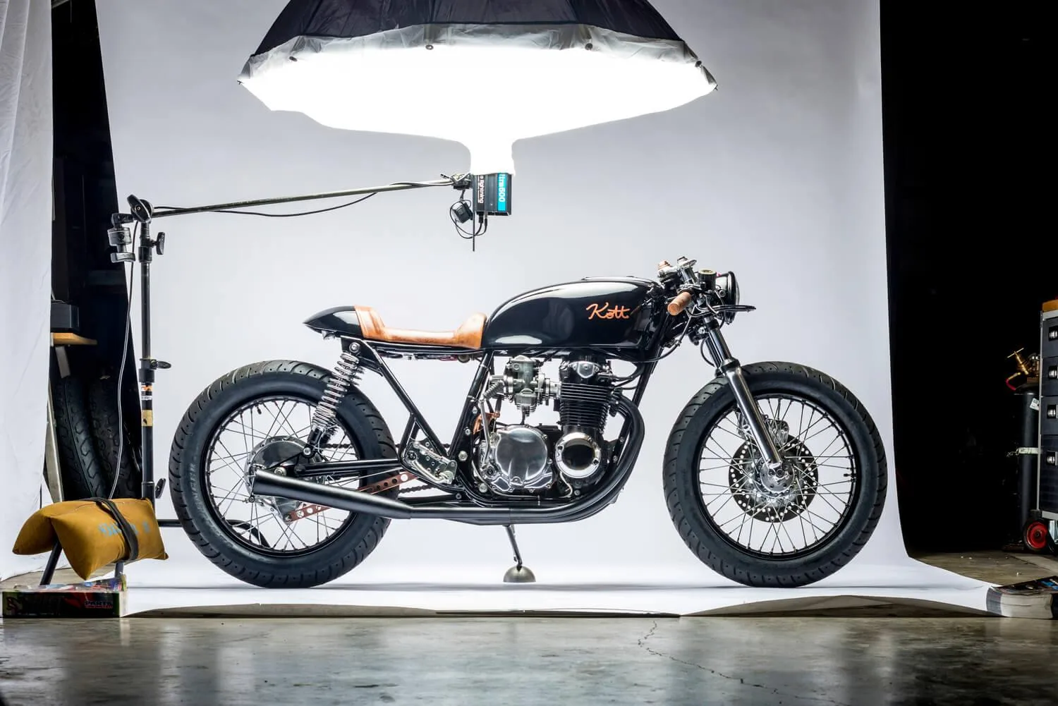 CB550 Café Racer di Kott Motorcycles