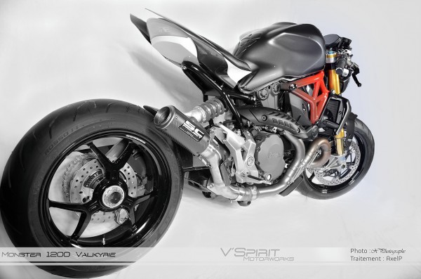 Ducati Monster 1200 Cafe Racer 3