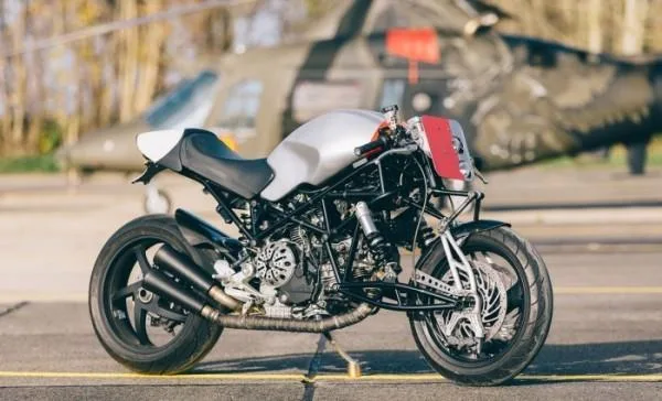 Ducati Monster S2R1000 Aangepast