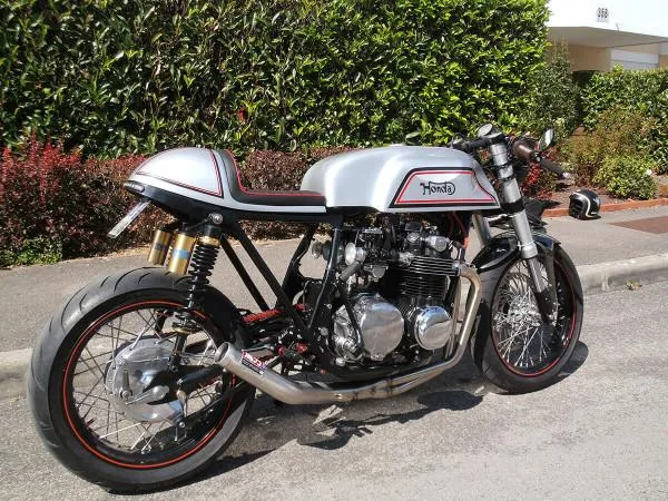 Honda CB550 Norton Stile 2