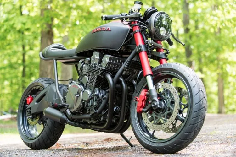 Honda CB750 Nighthawk di Industrial Moto 10