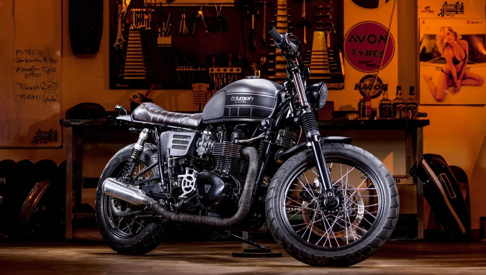 Triumph T100 Bratstyle 6