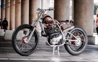 Yamaha SR400 (1)