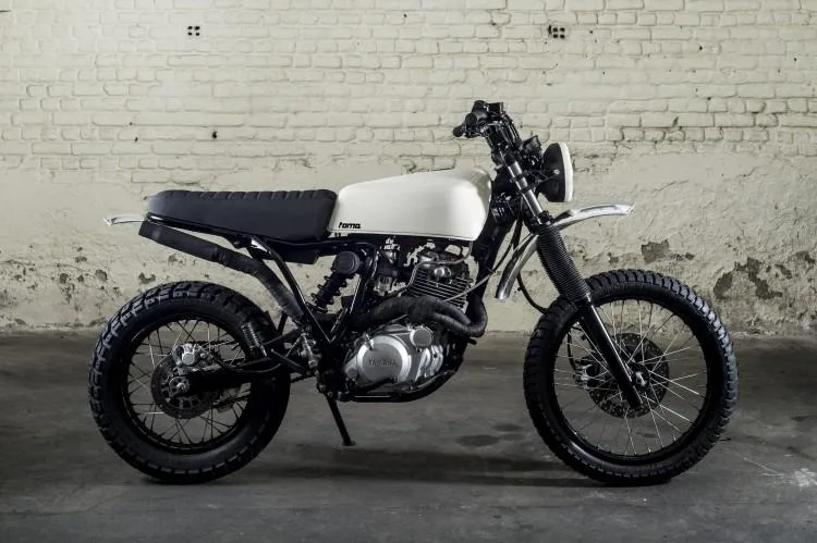 Скремблер Yamaha XT600 (1)